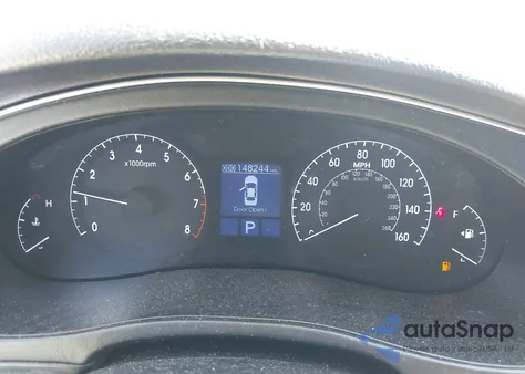 2013 Hyundai Genesis 3.8 from USA, damaged, VIN KMHGC4DD6DU213250